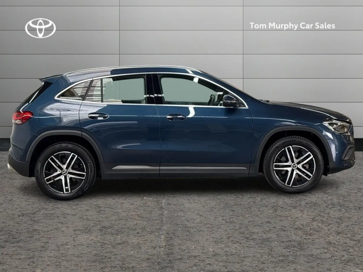 Mercedes-Benz GLA 250 E 5DR AUTO - PLUG IN HYBRID - Image 3
