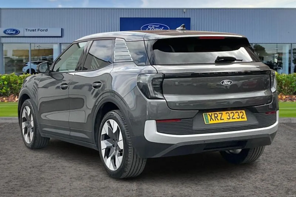 Ford Explorer Extended Range 79kWh Premium SUV 5dr - Image 2