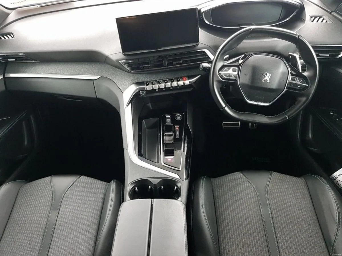 Peugeot 5008 1.5 BlueHDi 130bhp Allure Auto - Image 3