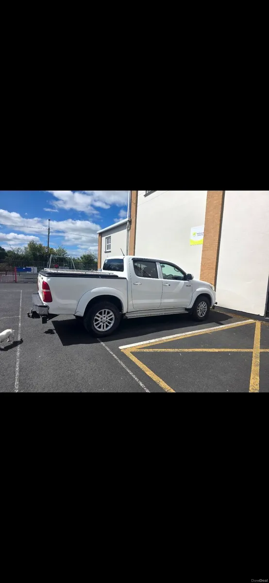 Toyota Hilux - Image 3