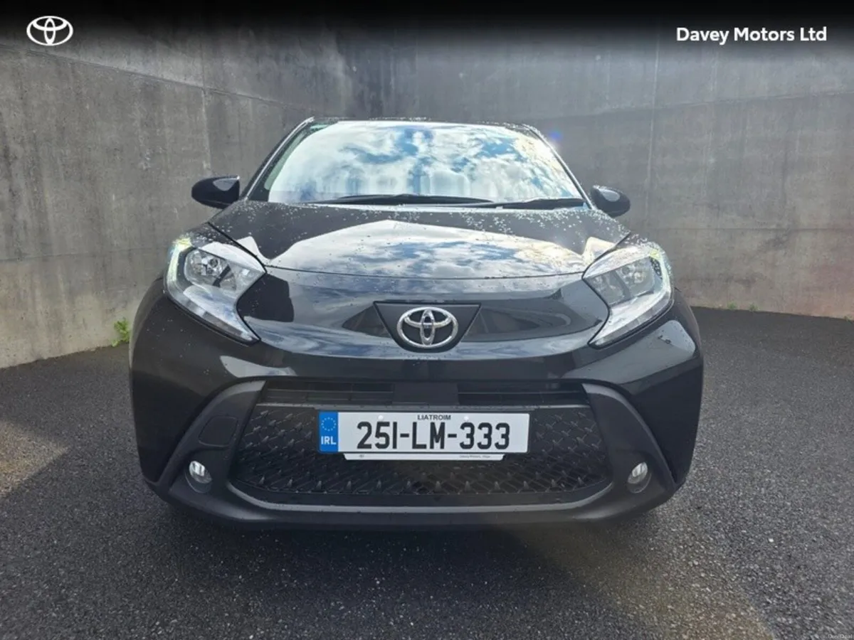 Toyota Aygo X 1.0 - Image 5