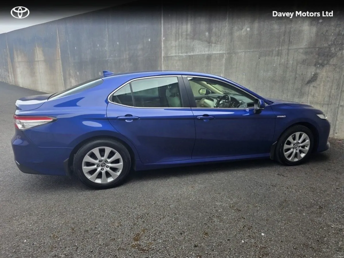 Toyota Camry HYBRID SOL 4DR AUTO - Image 3