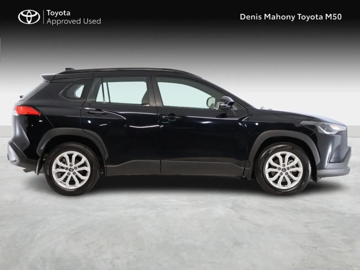 Toyota Corolla Cross Luna Hybrid - Image 3