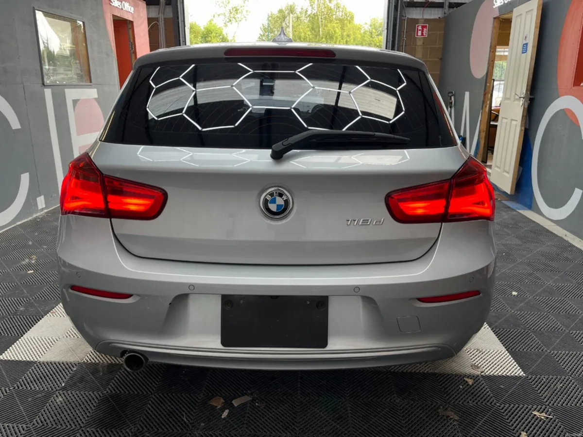 BMW 1-Series 2018 BMW 1 SERIES 118D STYLE AUTOMATI - Image 4