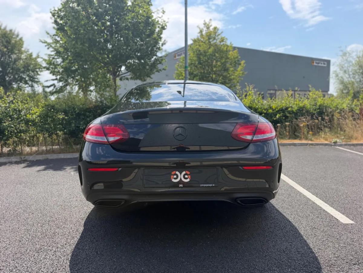 Mercedes-Benz C-Class 2.1 AUTO  AMG LINE PREMIUM P - Image 4