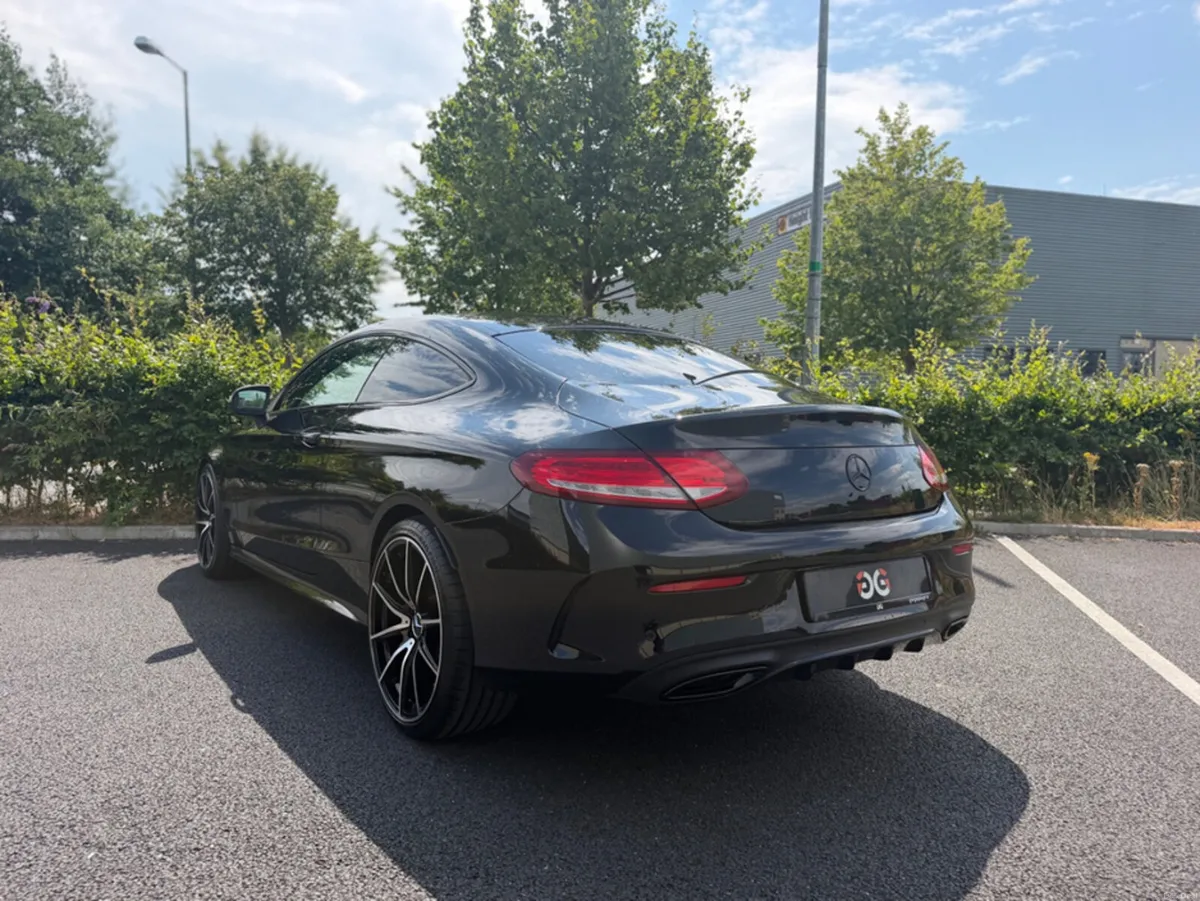 Mercedes-Benz C-Class 2.1 AUTO  AMG LINE PREMIUM P - Image 3