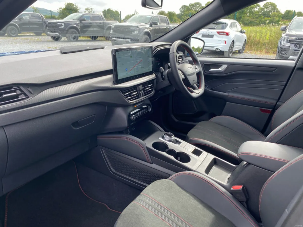 Ford Kuga ST-Line X Edition 2.5 PHEV - Image 6