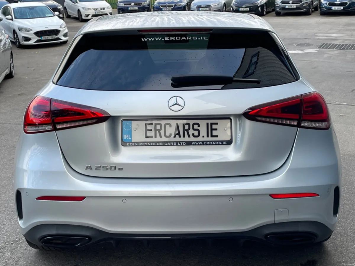 Mercedes-Benz A-Class 250 AMG LINE ED EXECUTIVE E - Image 6