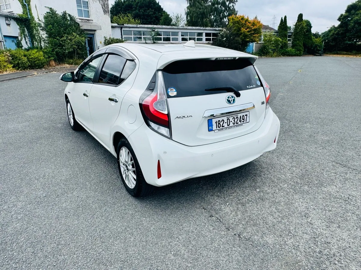 Toyota Aqua Hybrid Push Start Sensors Heated Seats - Image 6