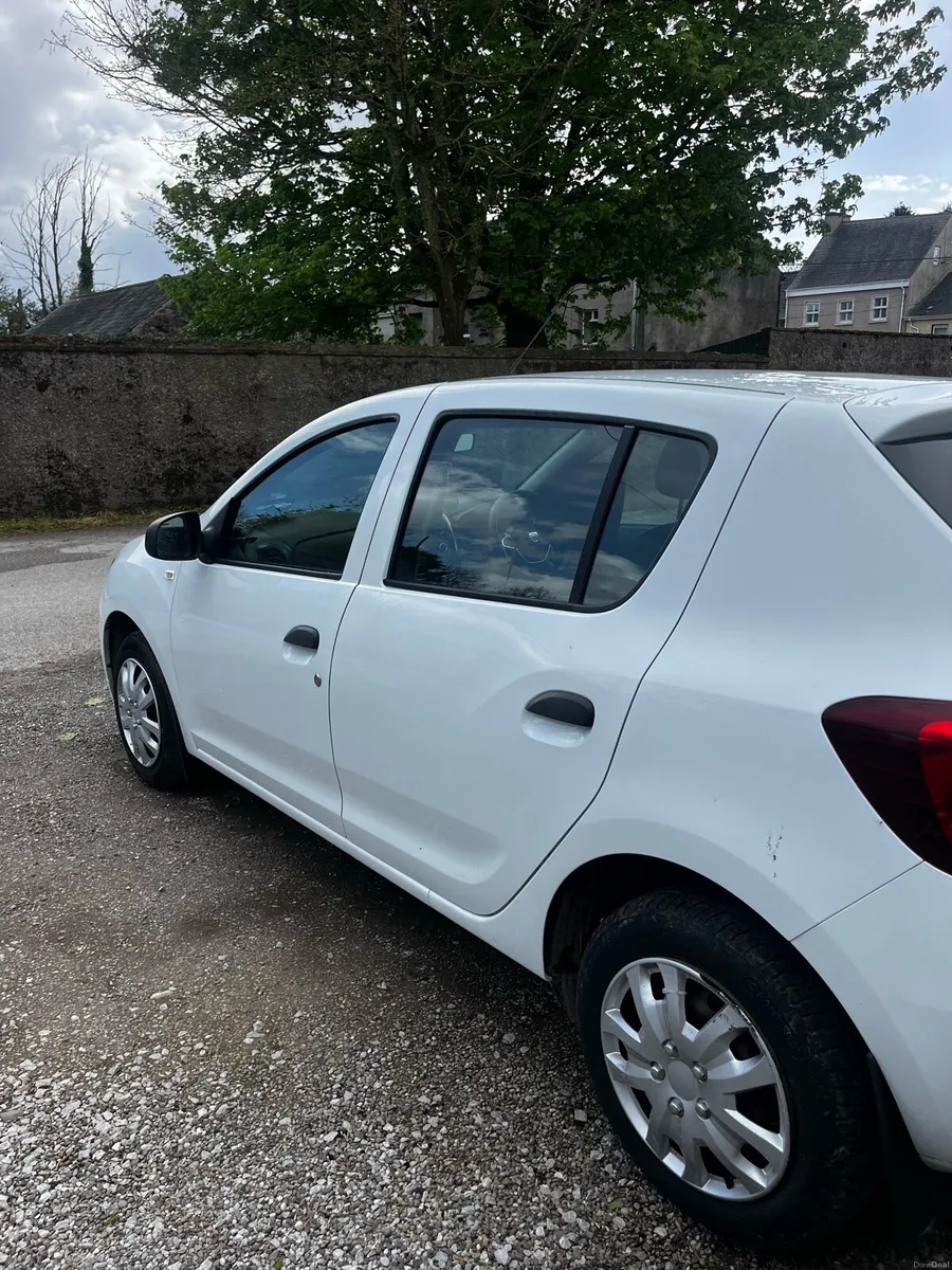 Dacia Sandero - Image 4