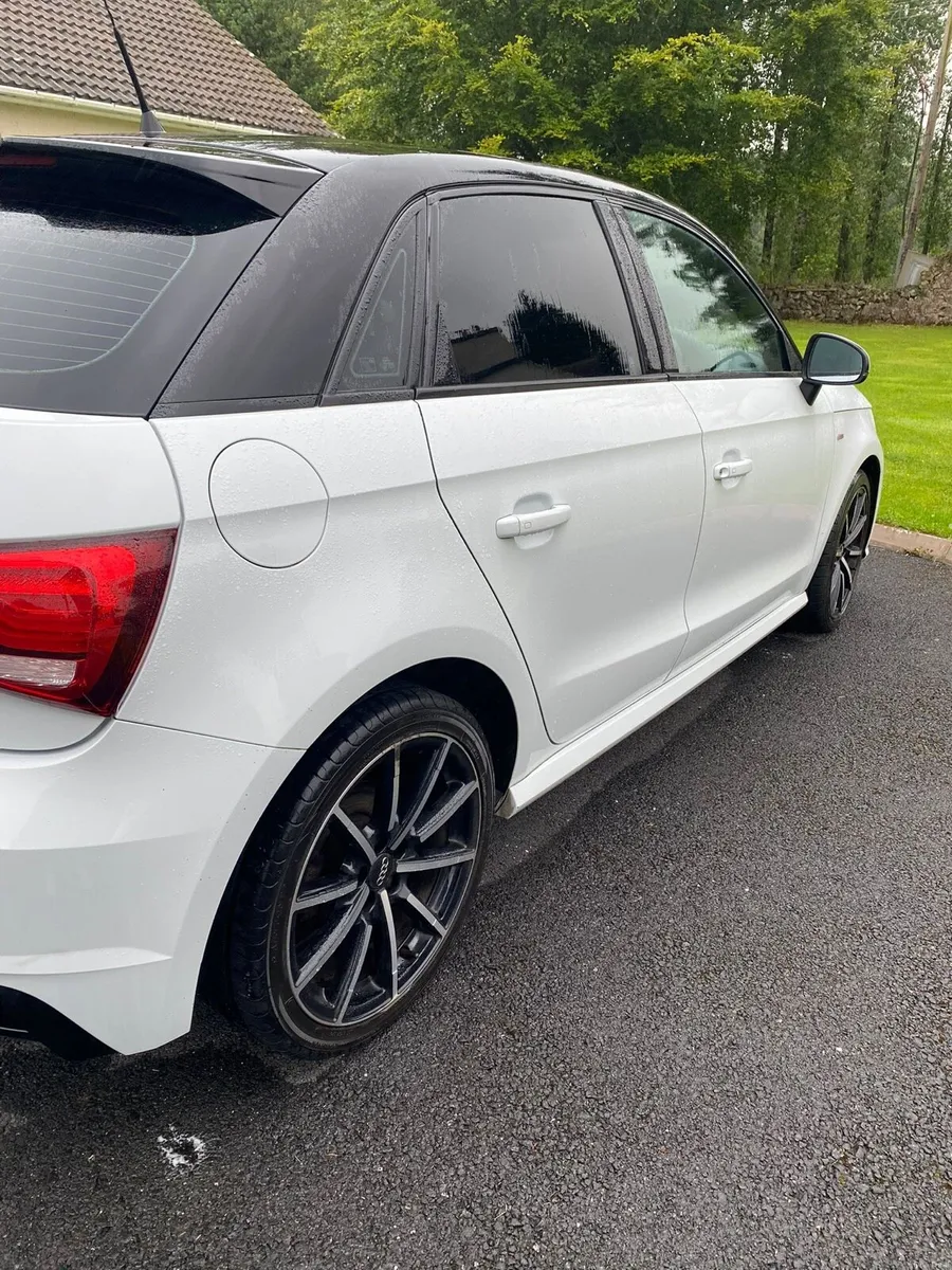 Audi A1 Sportback S-line - Image 3