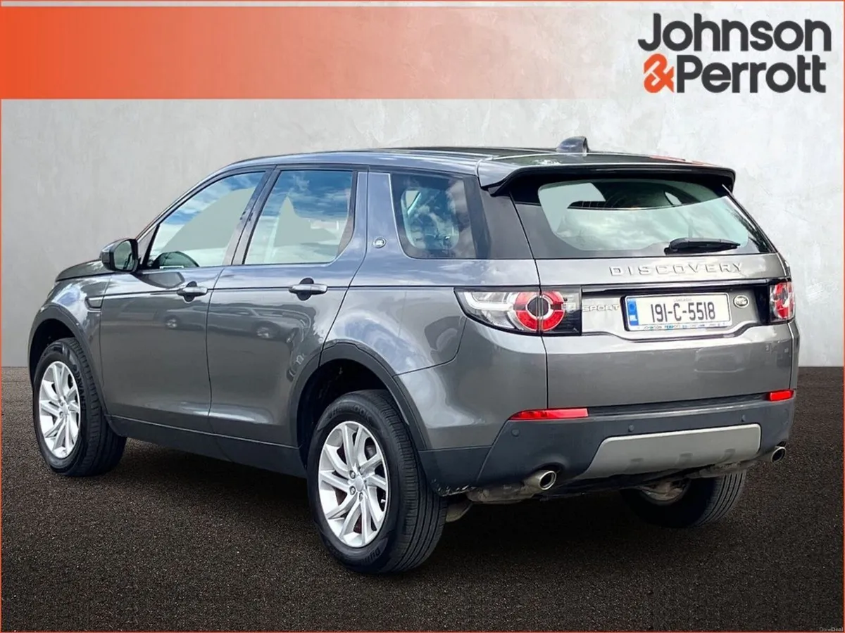 Land Rover Discovery Sport 2.0 TD4 150PS AUTO SE 7 - Image 2
