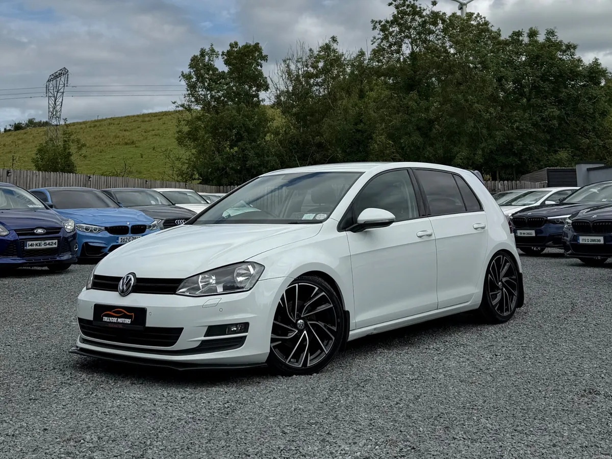 VOLKSWAGEN GOLF HIGH SPEC 2017 - Image 1