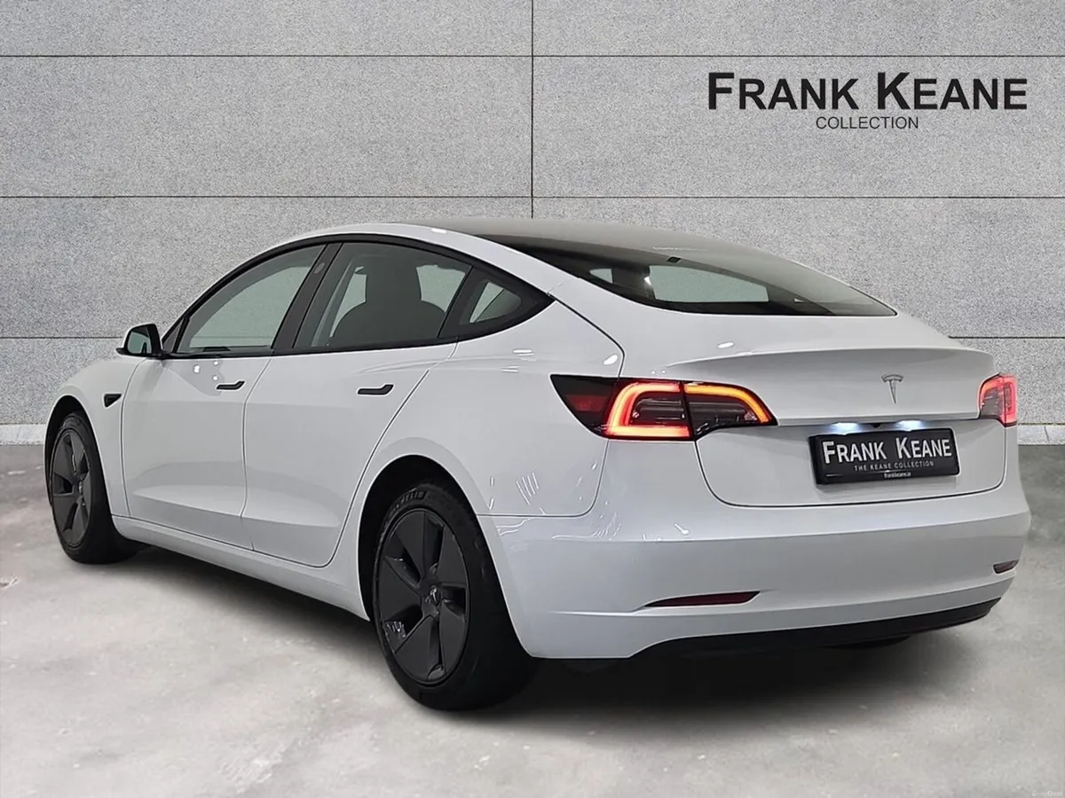 Tesla Model 3 RWD - Image 2