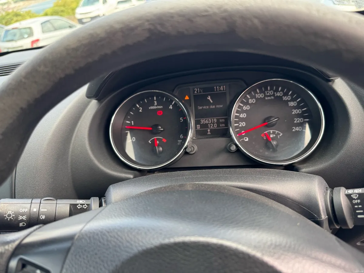 Nissan Qashqai 2011 - Image 6
