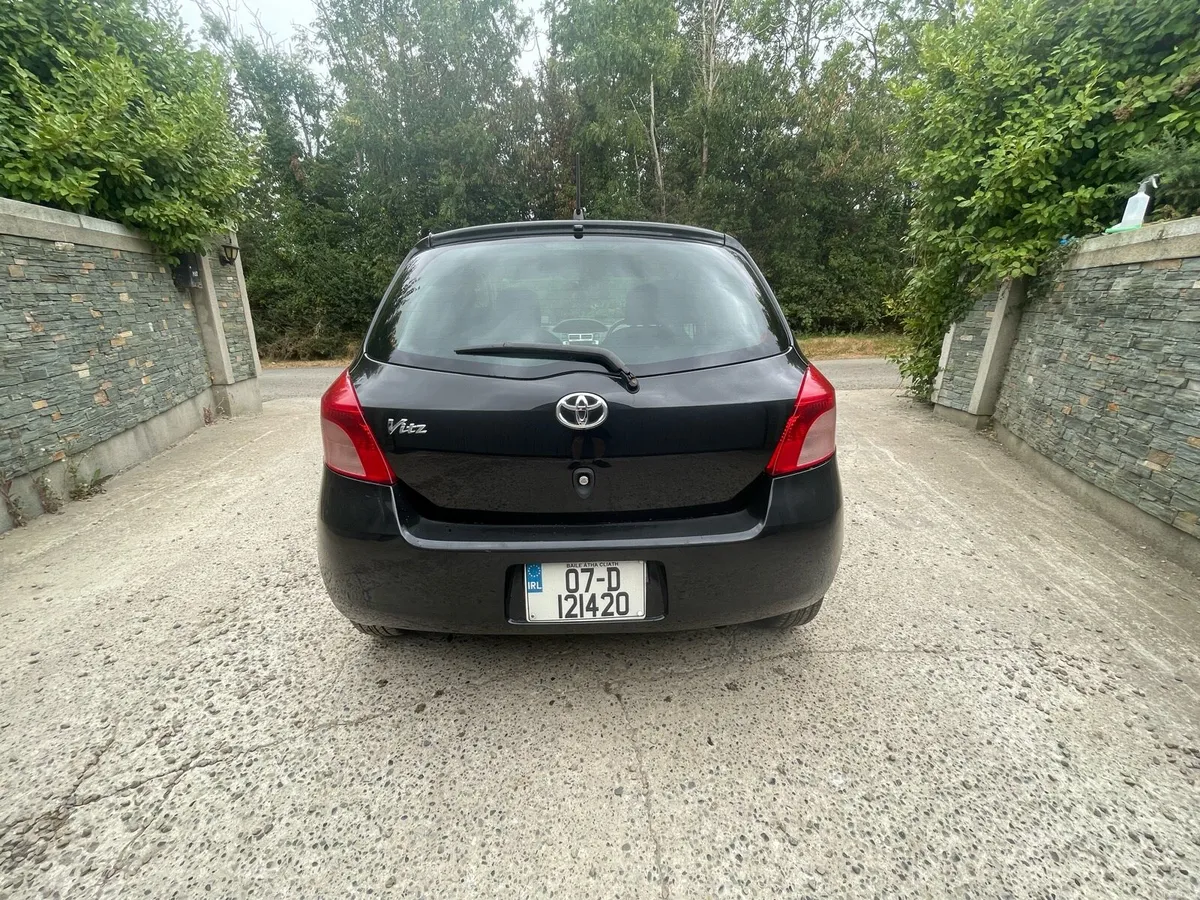 Toyota vitz automatic - Image 5