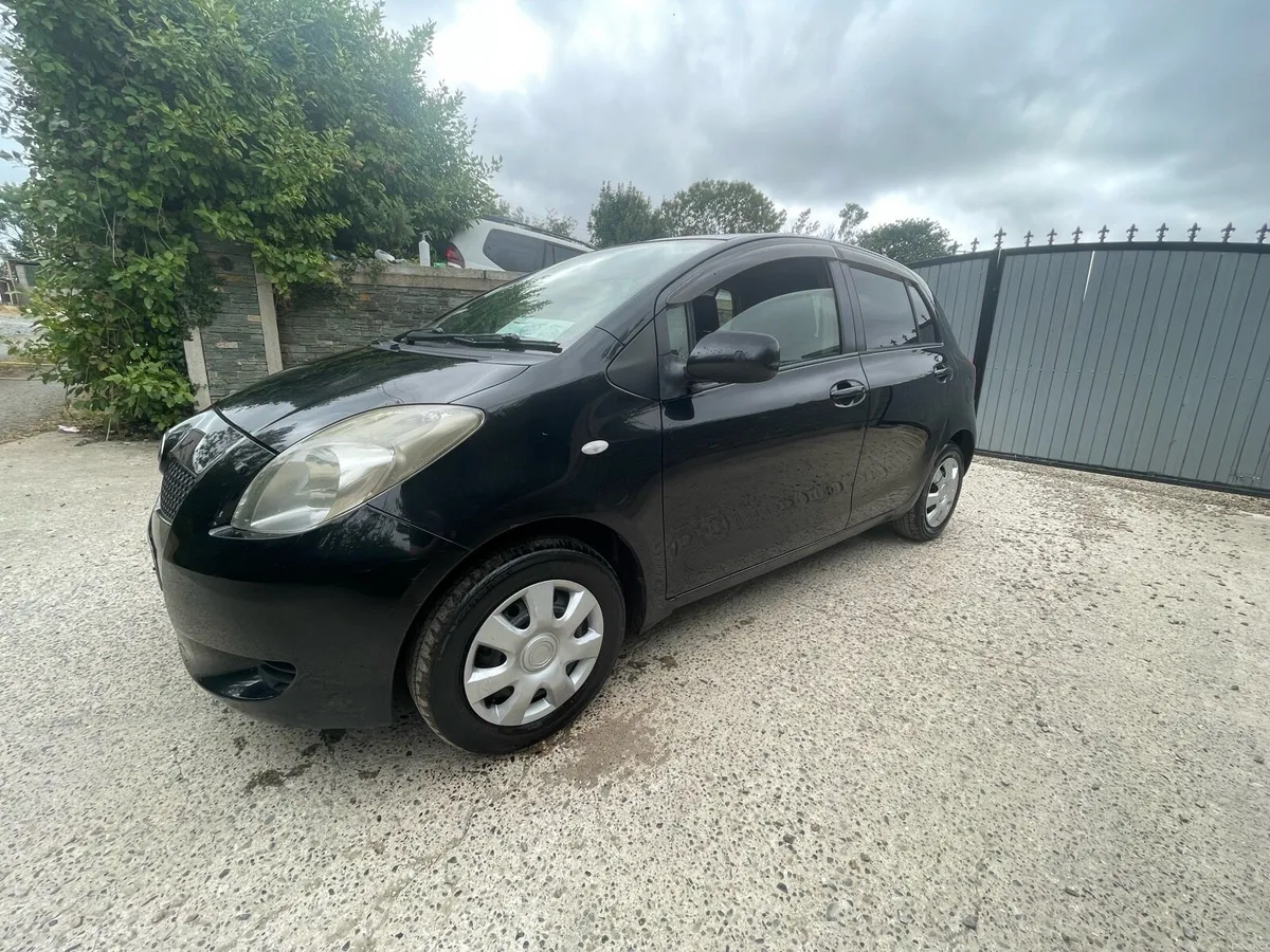 Toyota vitz automatic - Image 3
