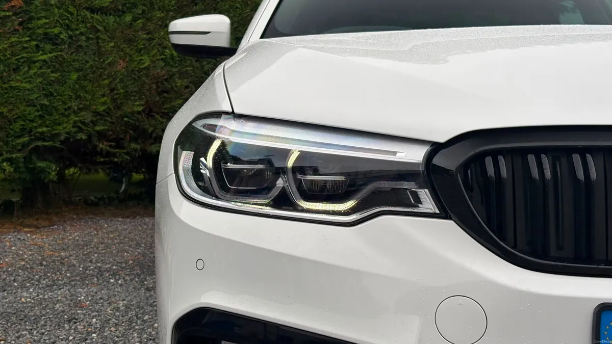 BMW 5-Series 2017 - Image 4