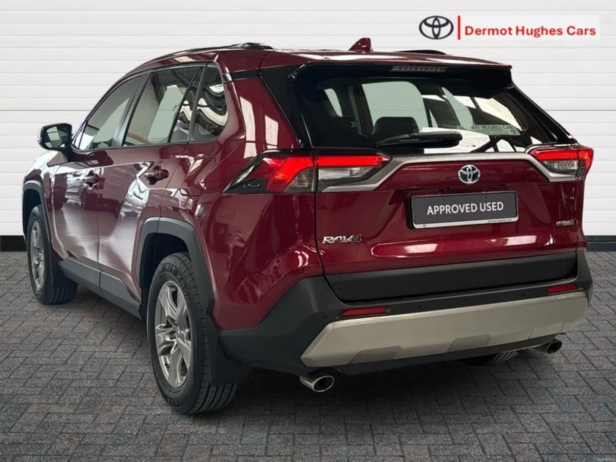 Toyota RAV4 HYBRID LUNA 4DR AUTO ** Black leather - Image 2
