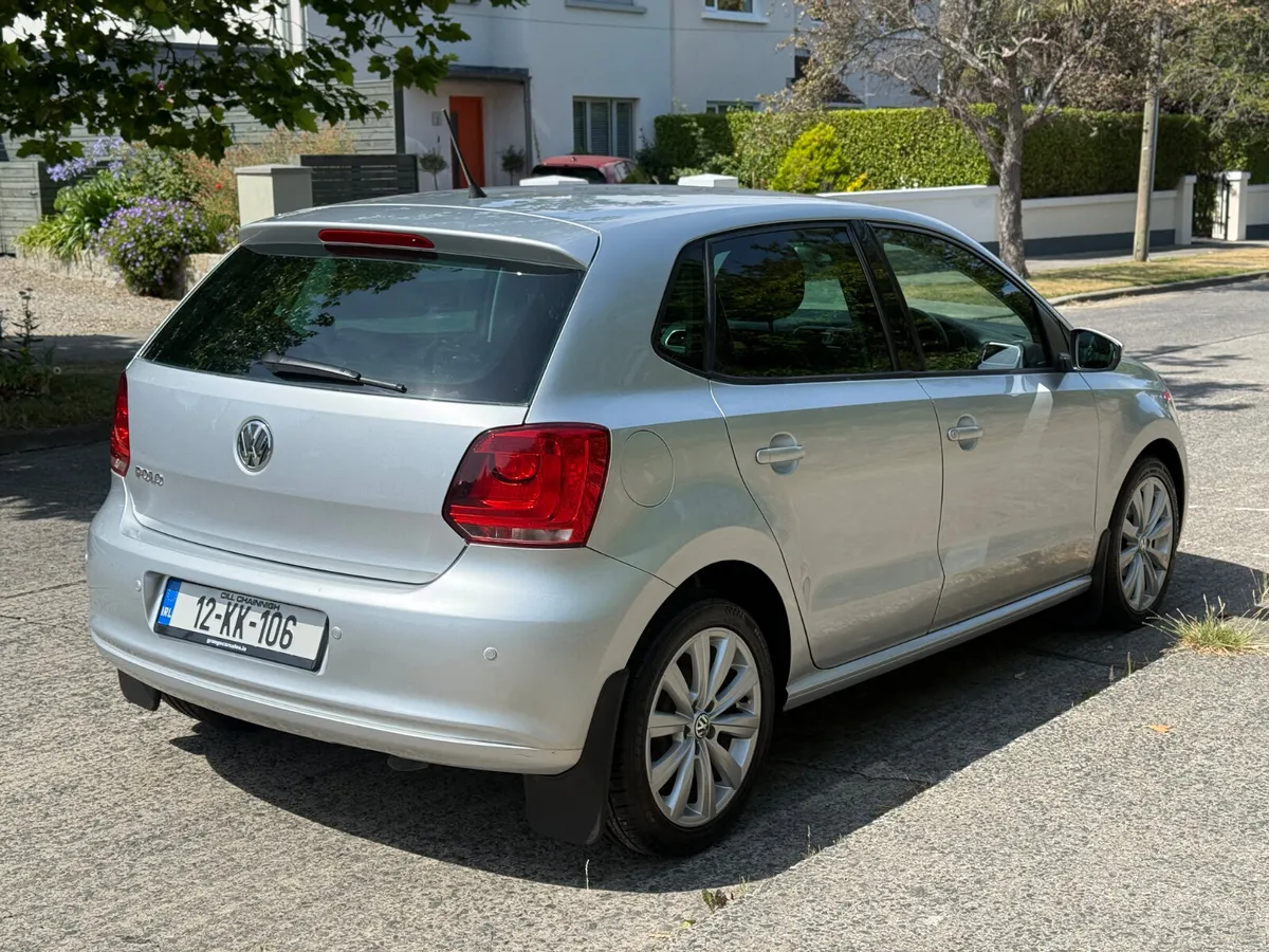 VOLKSWAGEN POLO 1.2 MANUAL HIGHLINE HIGH SPEC - Image 4