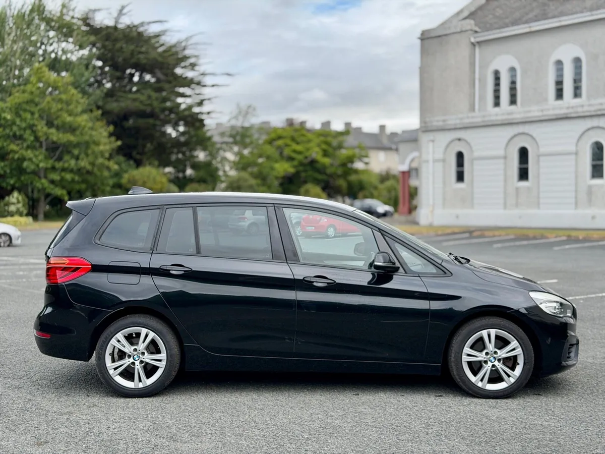 2016 BMW 218D • 7 SEAT • AUTO • DIESEL - Image 5
