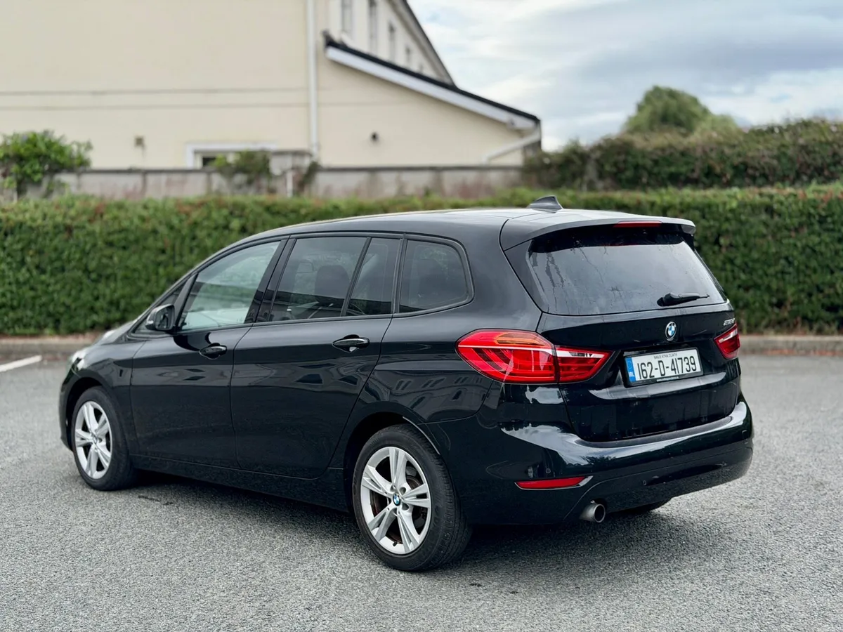 2016 BMW 218D • 7 SEAT • AUTO • DIESEL - Image 3