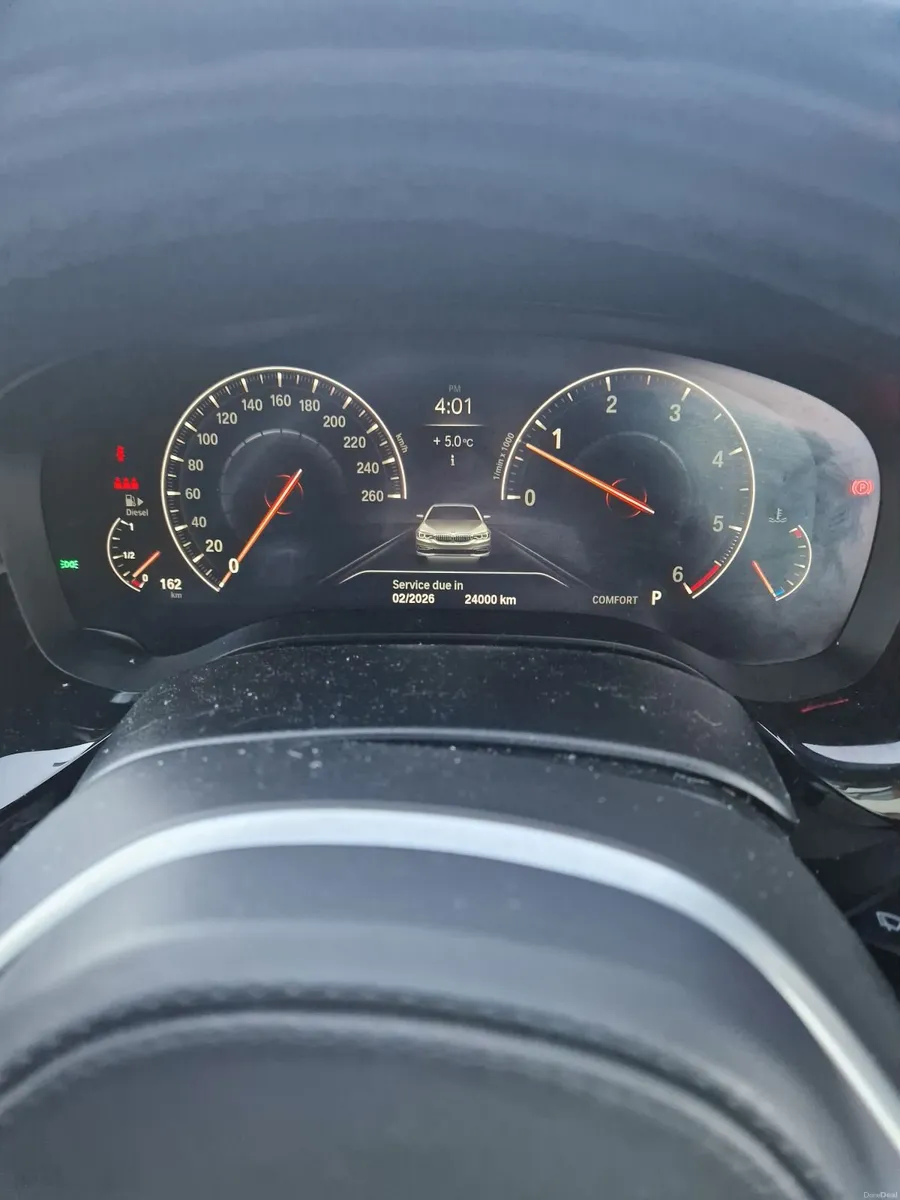 BMW 5-Series 2019 - Image 1
