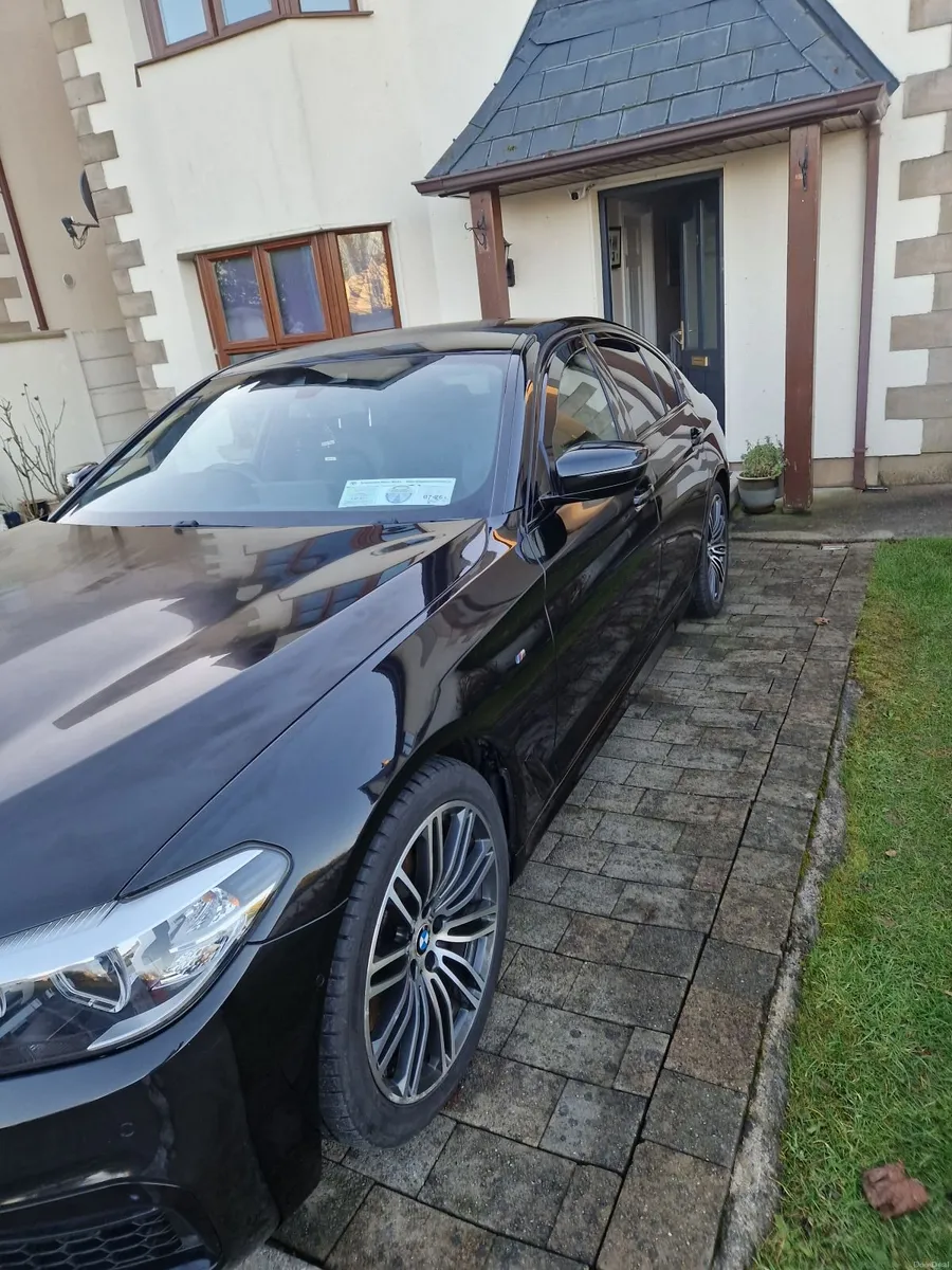 BMW 5-Series 2019 - Image 4