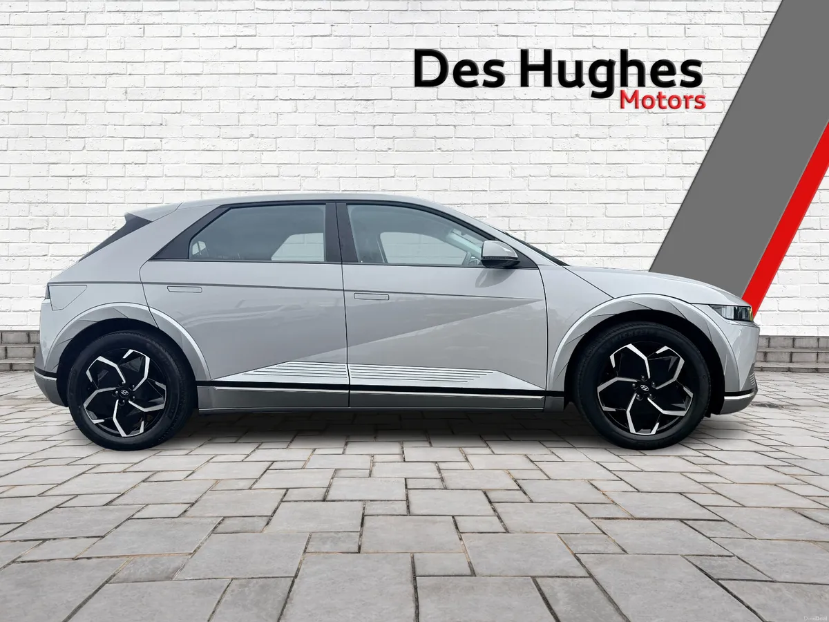 Hyundai IONIQ 5 77kWh Long Range Premium - Image 6