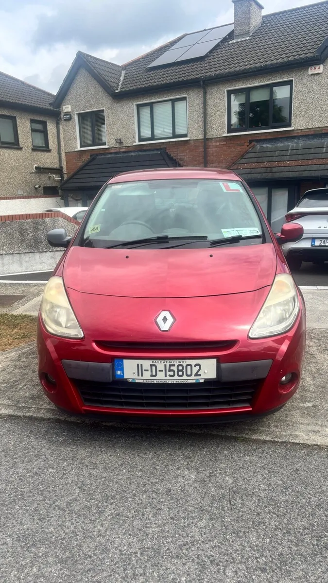 2011 Renault Clio - Image 1