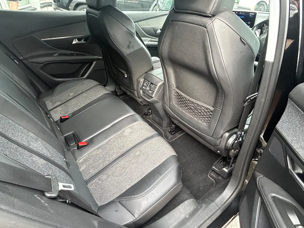 Peugeot 3008 2018 - Image 5