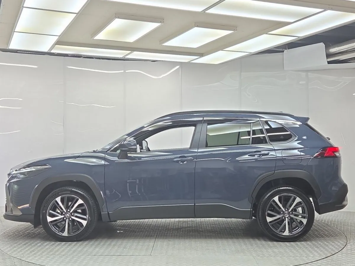 Toyota Corolla Cross Z Hybrid - Image 5