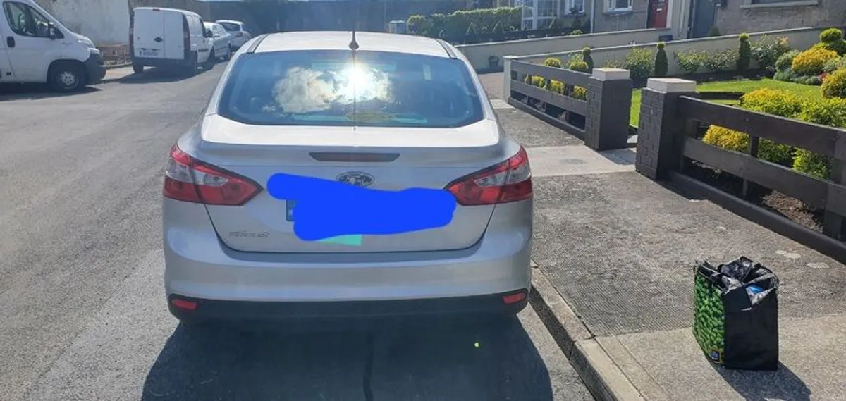 2011 Ford Focus - Image 2