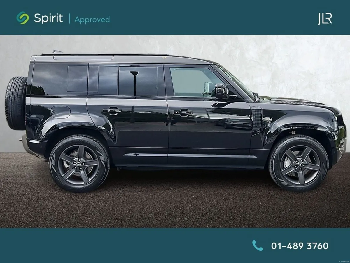 Land Rover Defender 6 Seat Defender X-Dynamic Se 1 - Image 6