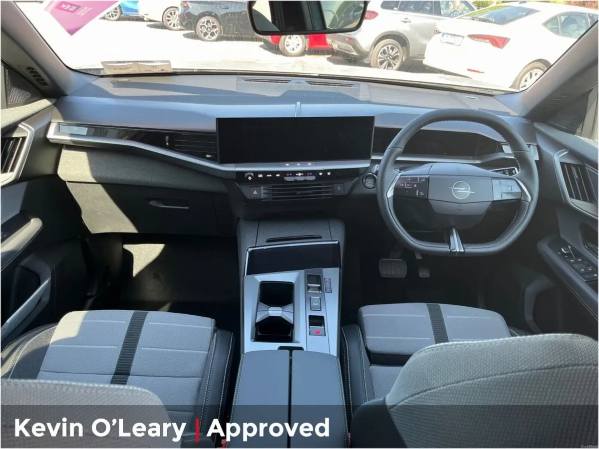 Opel Grandland GS 73 kWh BEV - Image 2