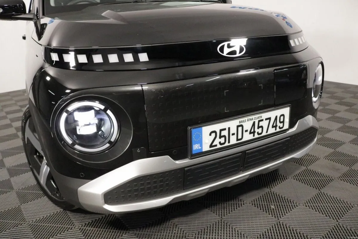 Hyundai INSTER Elegance 49 KwH EV - Image 3