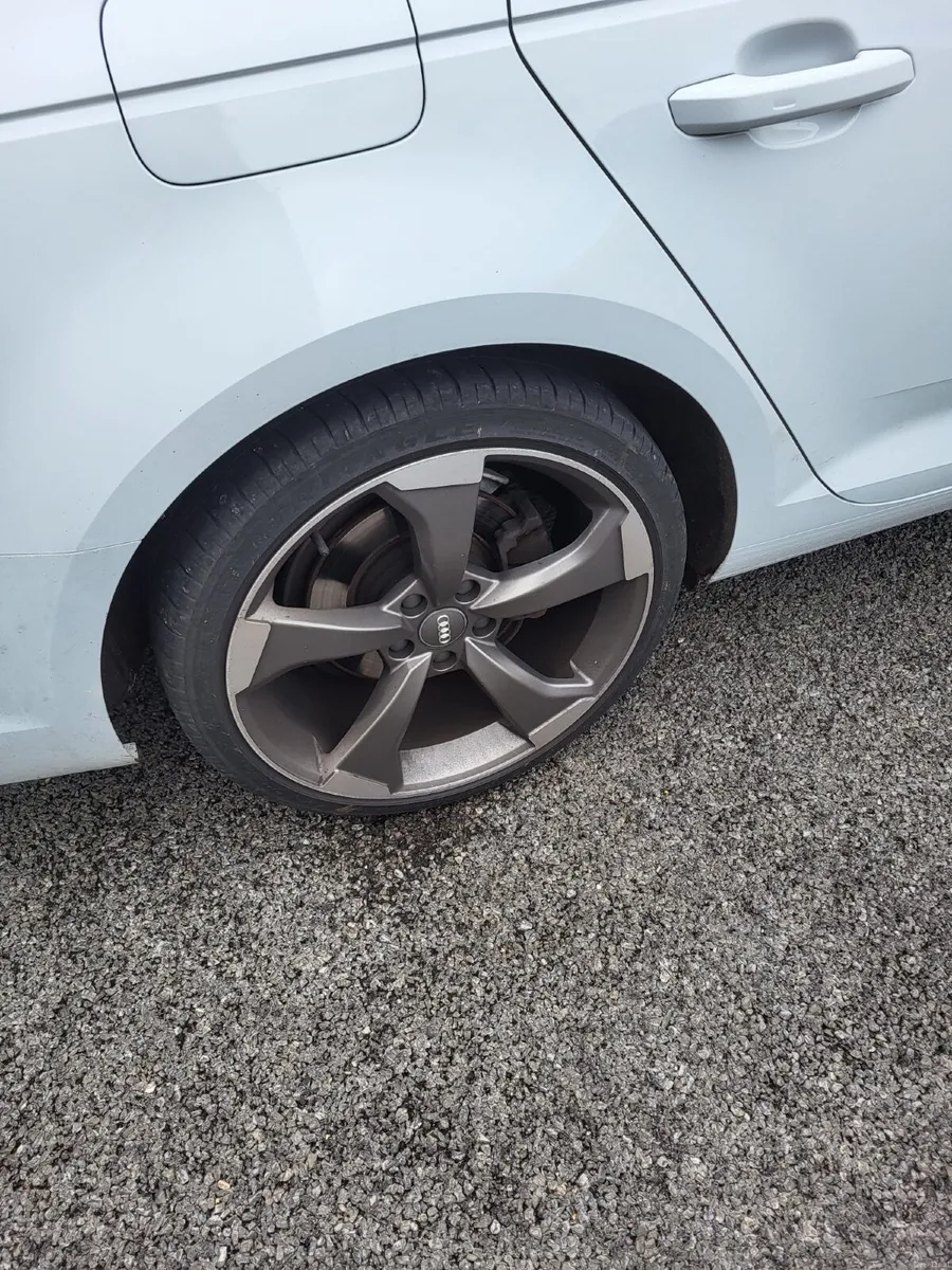Audi A4 2019 - Image 4