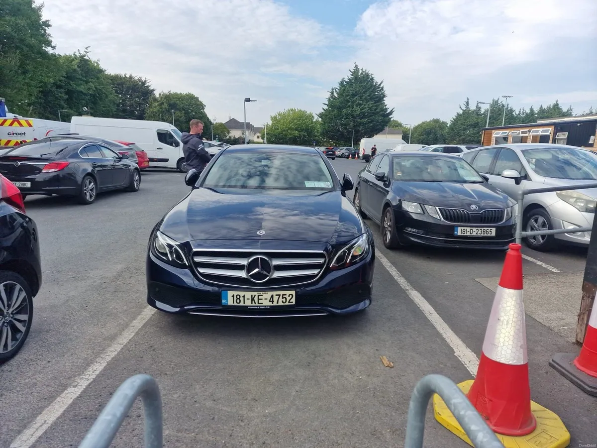Mercedes E220 d - Image 1