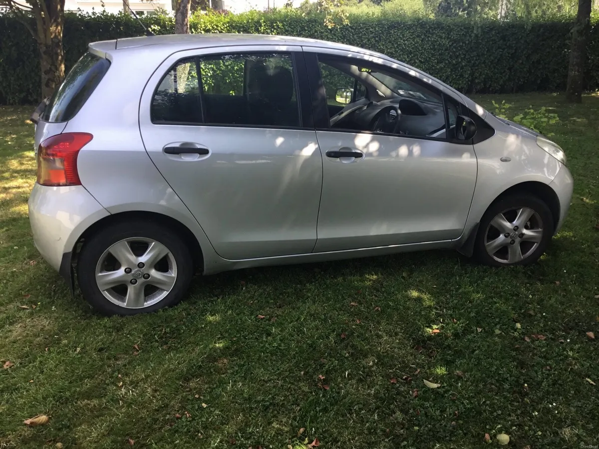 Toyota Yaris 2009 1.0L Strata 5D  Petrol - Image 6