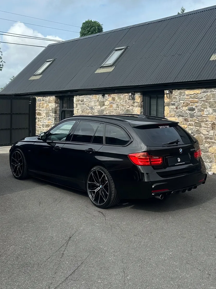 2013 BMW 320D TOURING AUTO M SPORT M PERFORMAN - Image 6