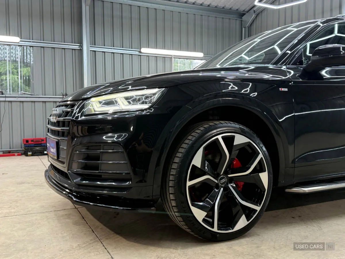 Audi Q5 2017, MASSIVE SPEC, PRICE ON IRL PLATES - Image 5