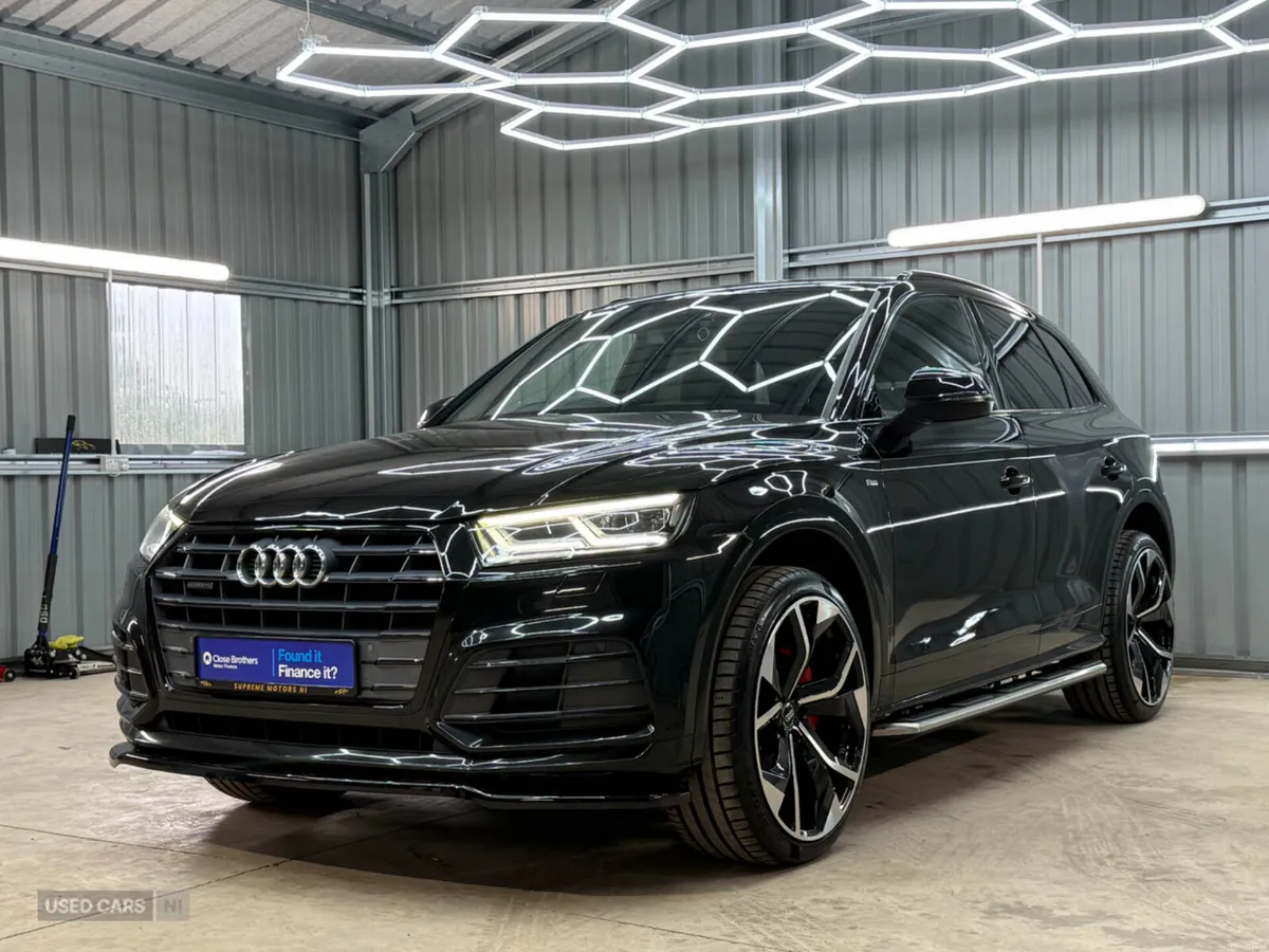 Audi Q5 2017, MASSIVE SPEC, PRICE ON IRL PLATES - Image 3