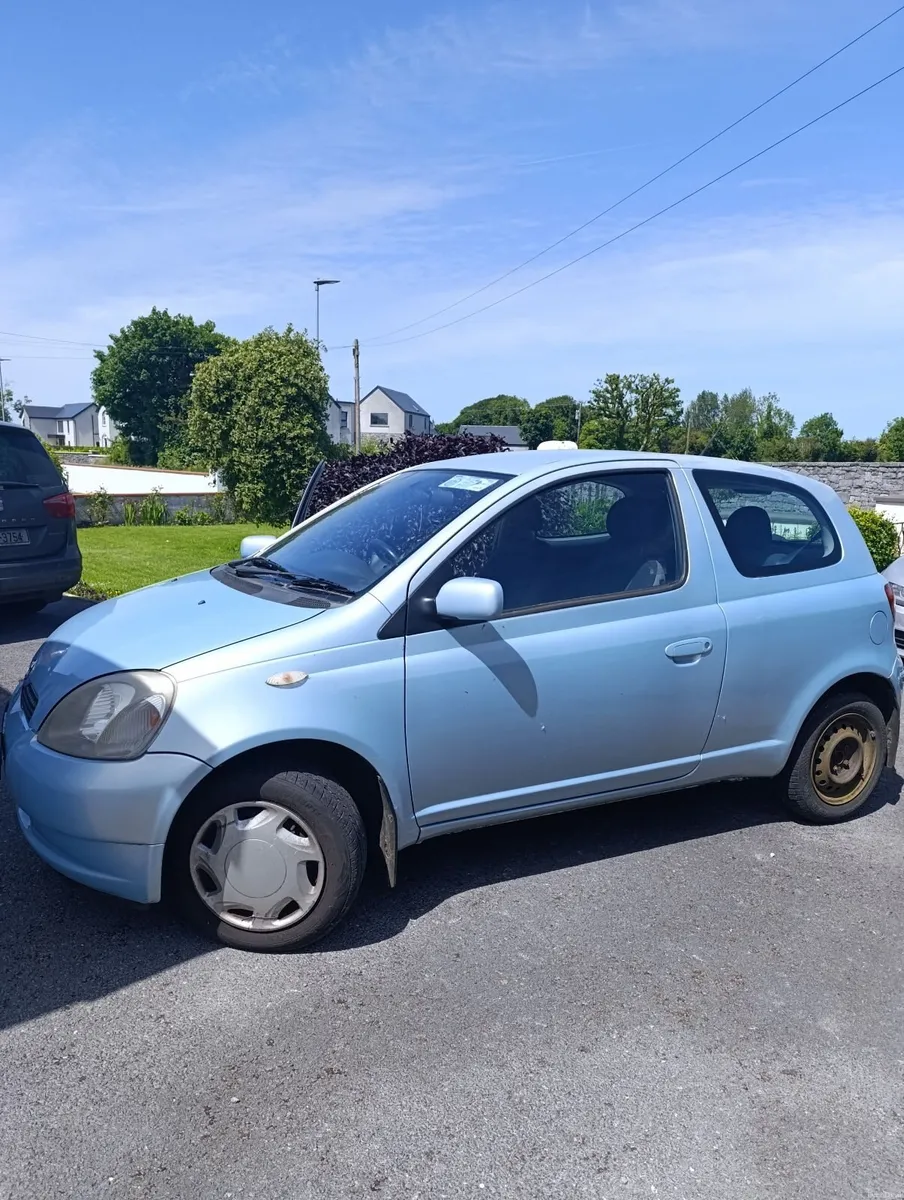 Toyota Yaris 2005 - Image 3