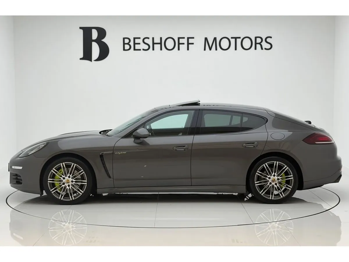 Porsche Panamera 3.0 S E-HYBRID=HUGE SPEC//LOW MIL - Image 2