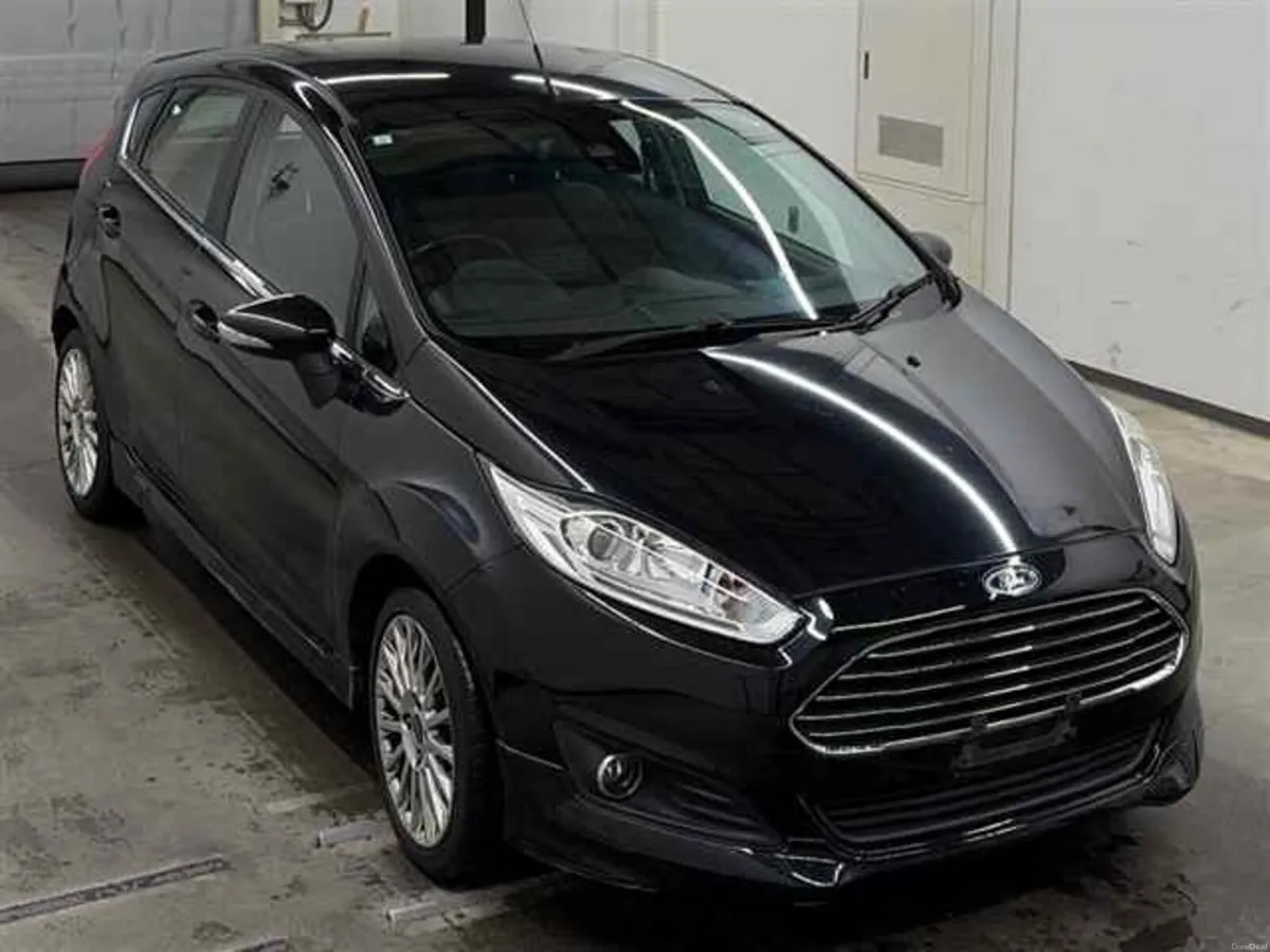 2015 Ford Fiesta Automatic - Image 1