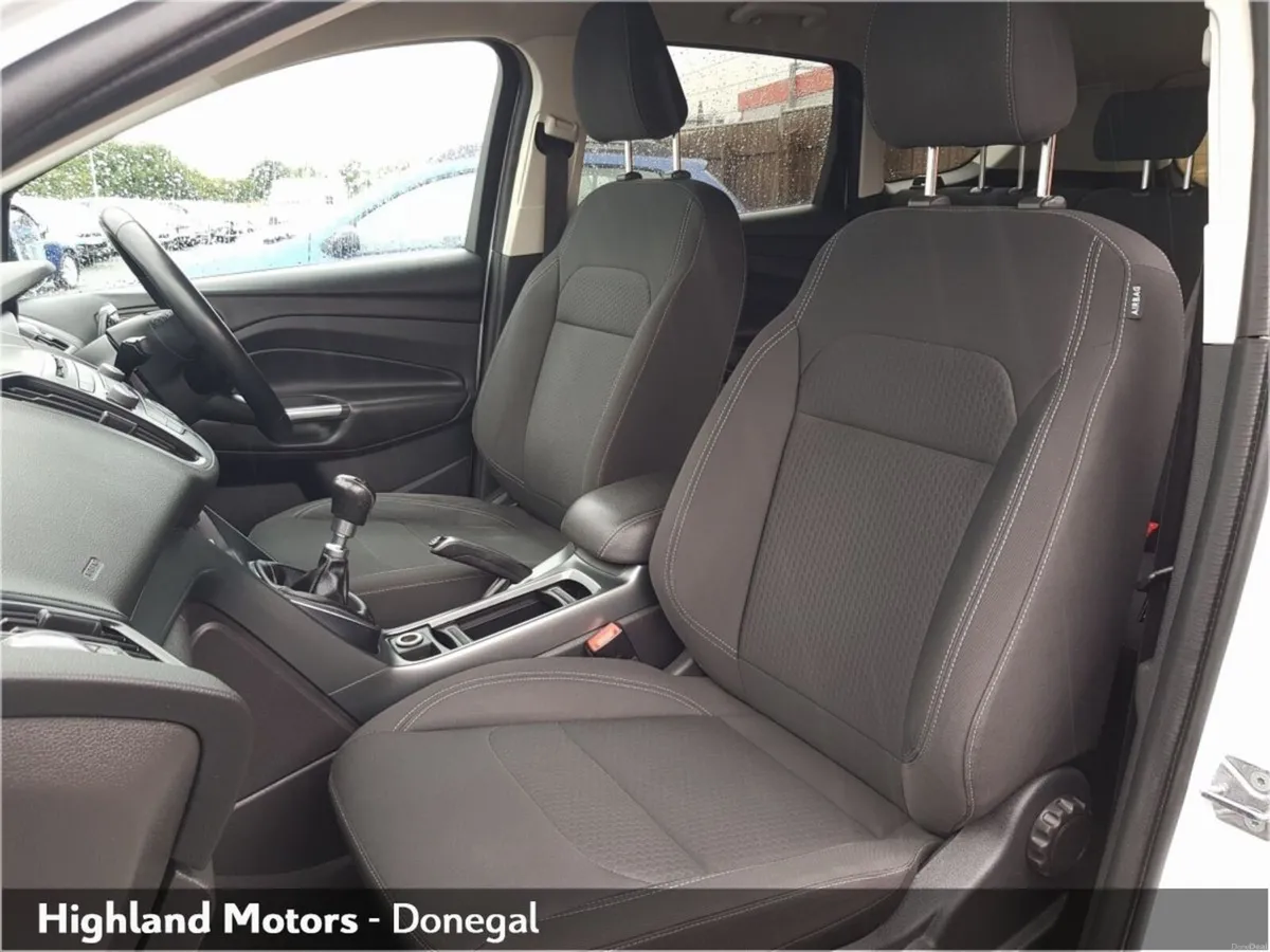 Ford Kuga 1.5TDCi Titanium - Image 5