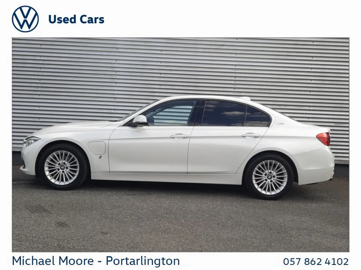 BMW 3-Series 330e Luxury - Image 6