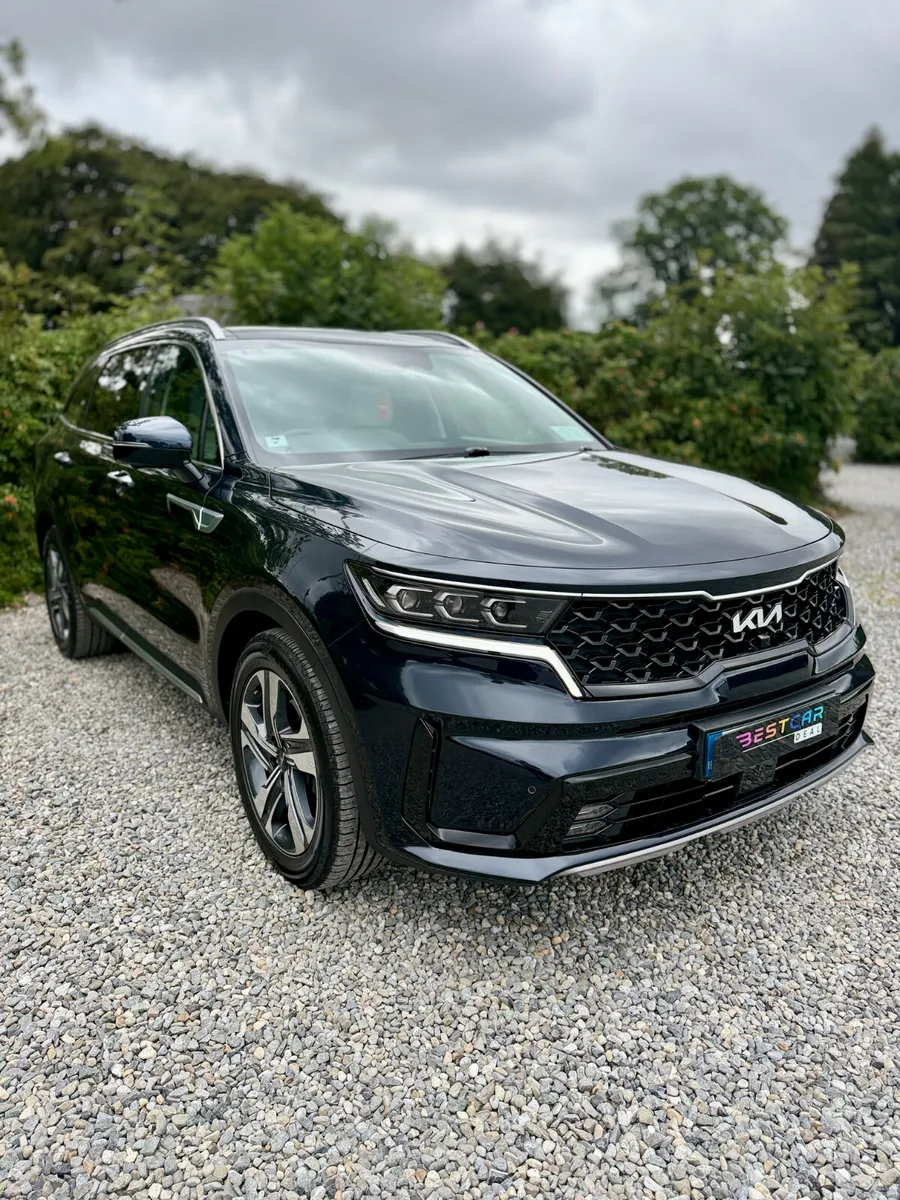 2022 Kia Sorento K4 PHEV AWD Auto 7 Seats - Image 2