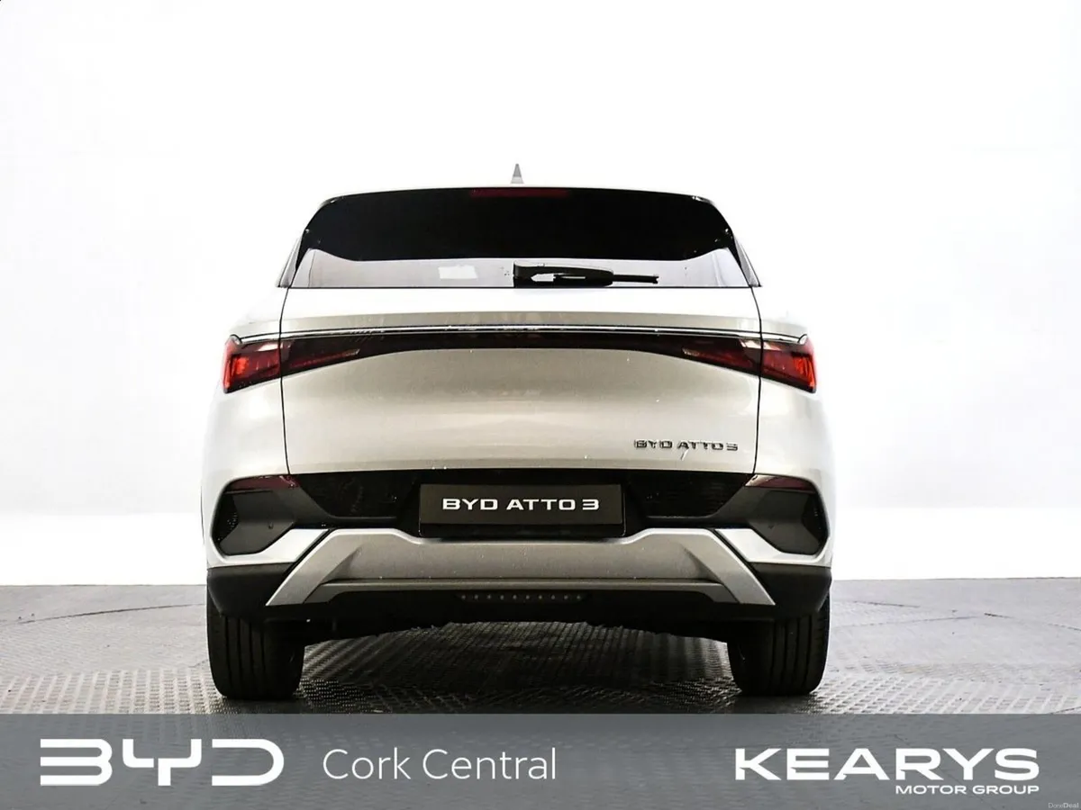 BYD ATTO 3 Design 204 Electric 60kWh Auto 11kW OBC - Image 2