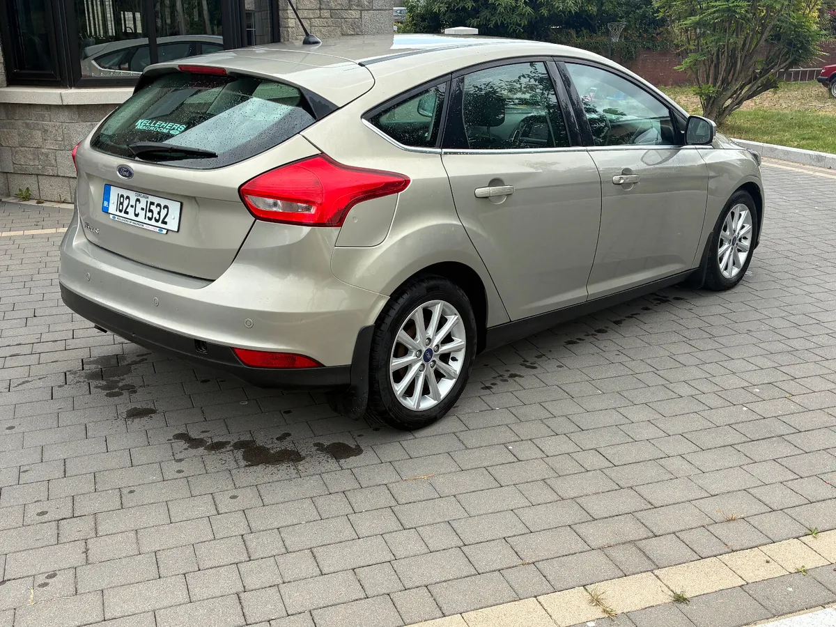 2018 (182) Ford Focus *new nct* - Image 5